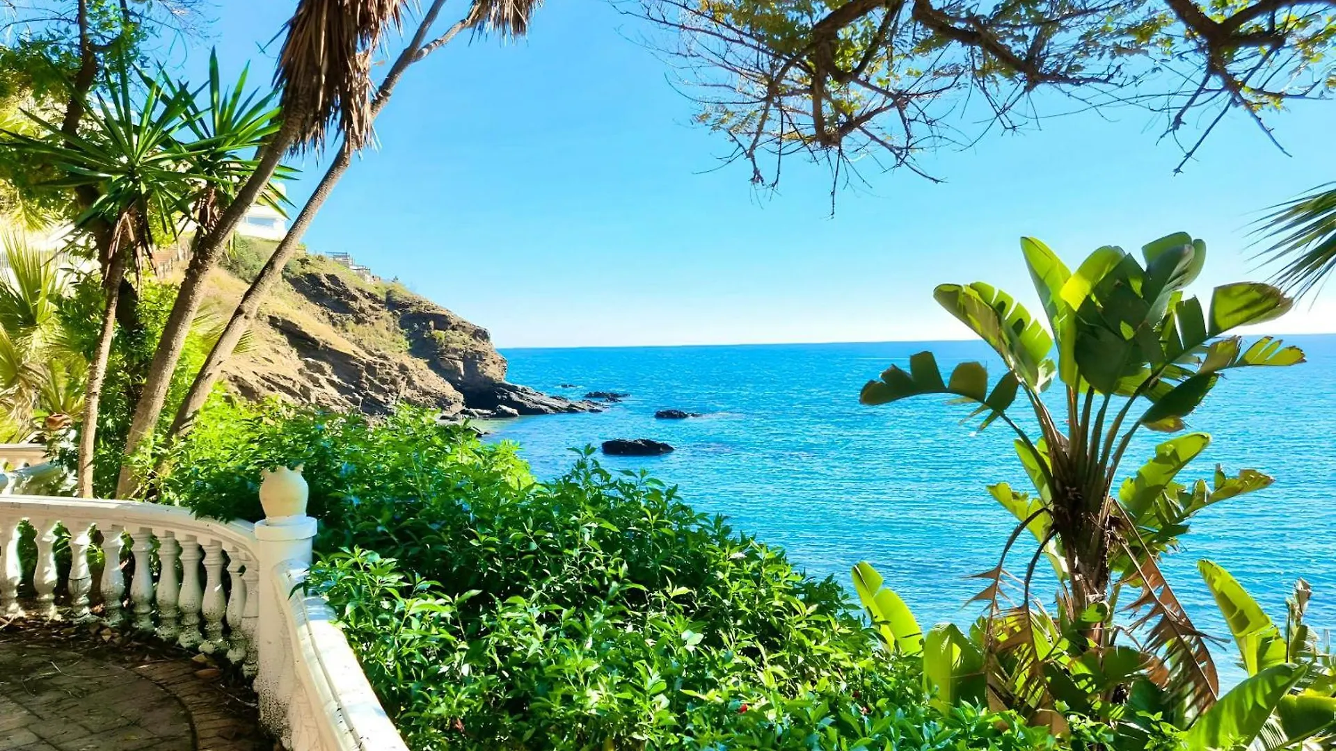 Pleasant Studio With Sea View In Benalmadena 30 M² Pool Apartamento
